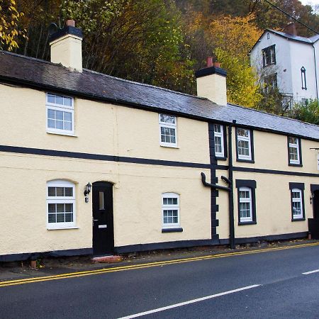 Minafon Villa Llangollen Bagian luar foto